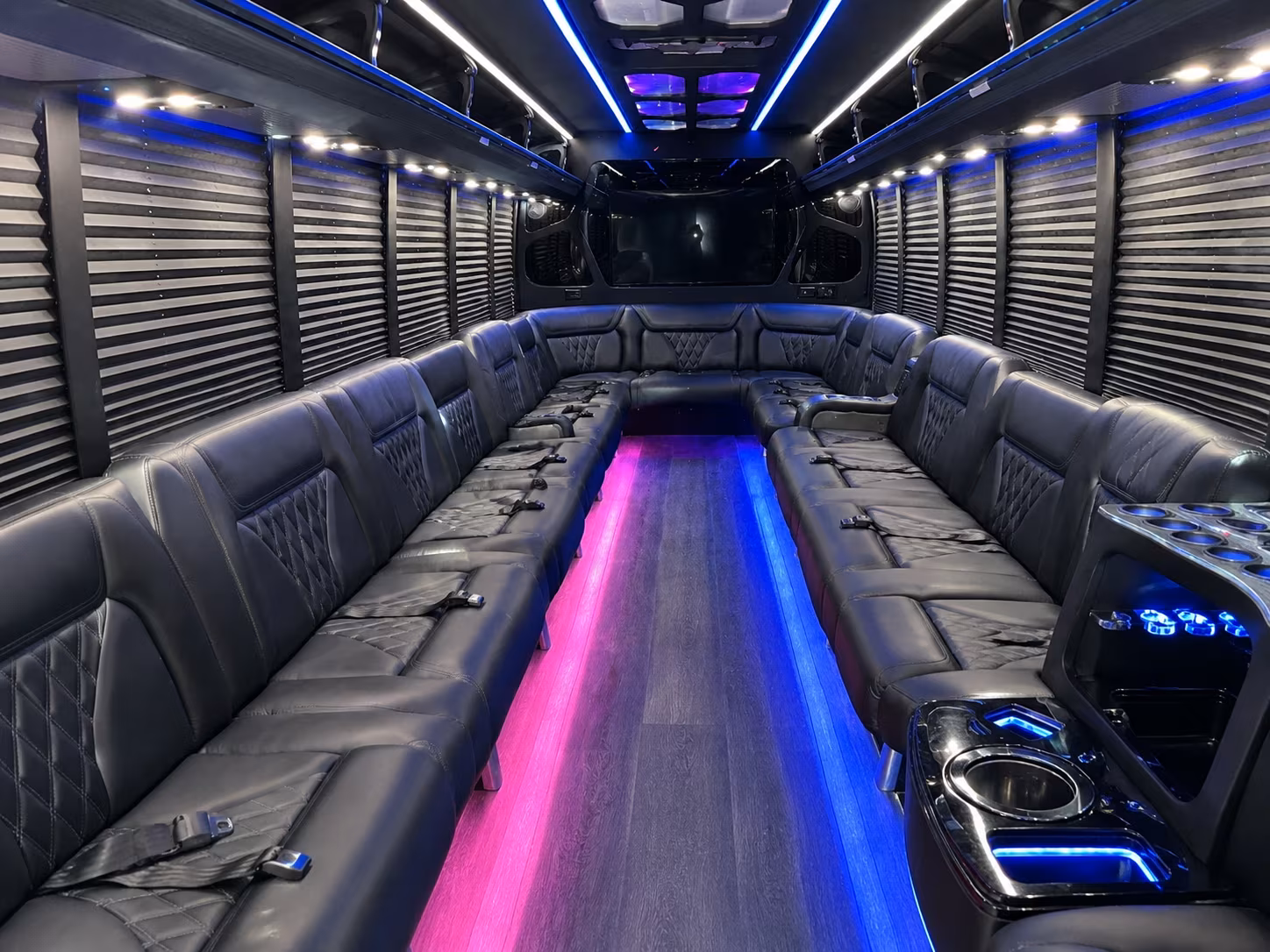 Jonesboro Birthday, Sweet 16, & Quinceañera Party Bus Rentals