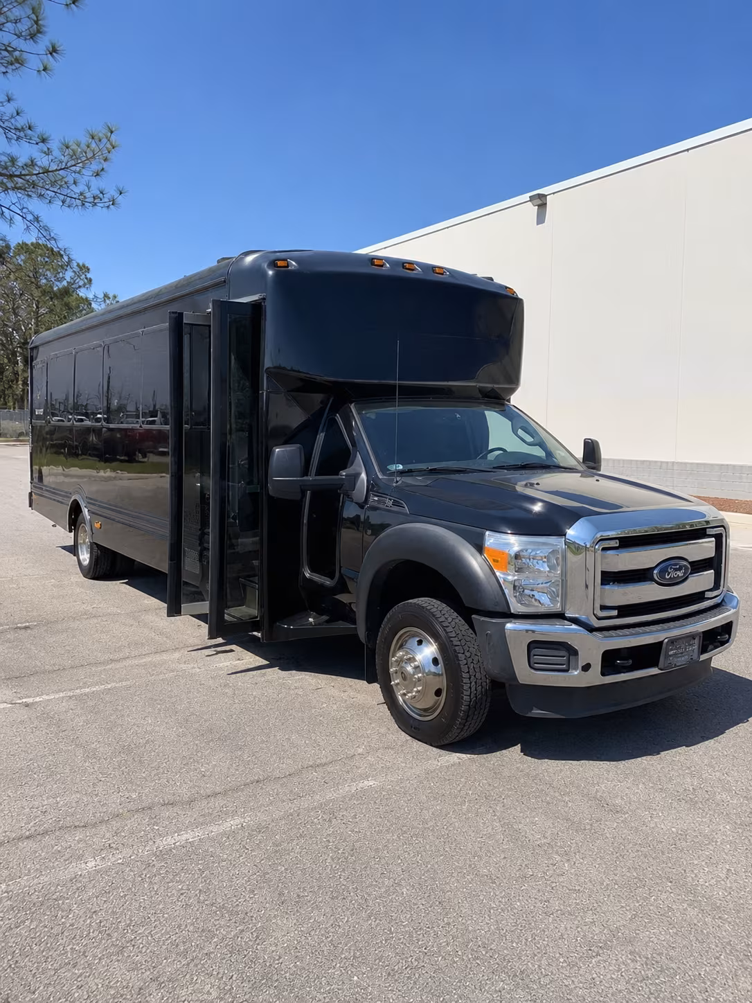 Jonesboro Homecoming & Prom Party Bus Rentals