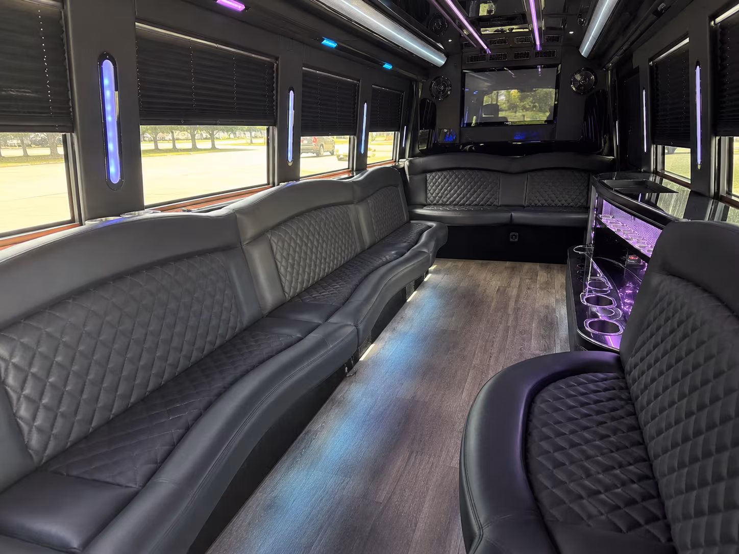 Little Rock Winery Tour & Pub Crawl Transportation party bus exterior
